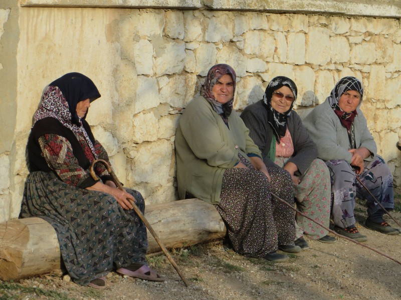 Budak Village women