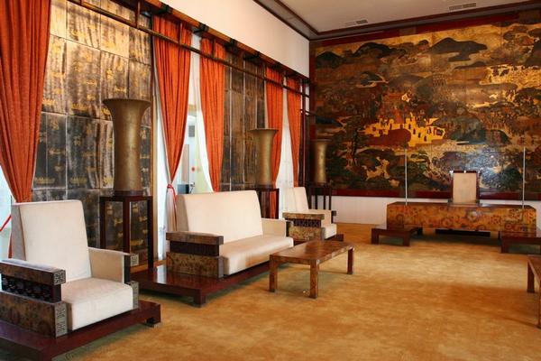 President's reception room...