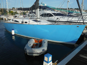 Disco Volante looking all clean & tidy after Rach, Rich & Sarah's excellent boat washing skills