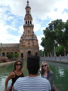 The girls decided not to row and concentrated on drinking cava