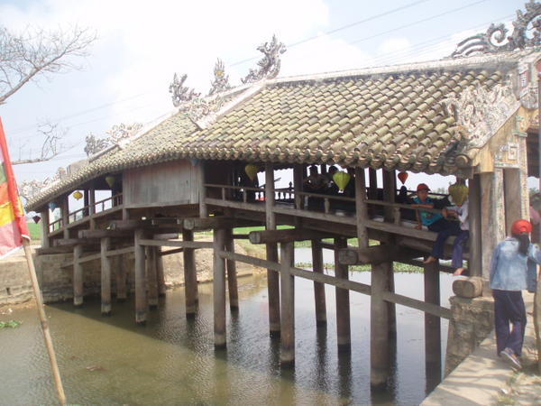 The 400 year old bridge