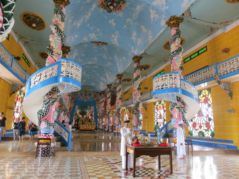 Cao Dai Temple 
