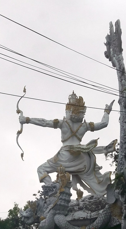 Arjuna statue on the road 