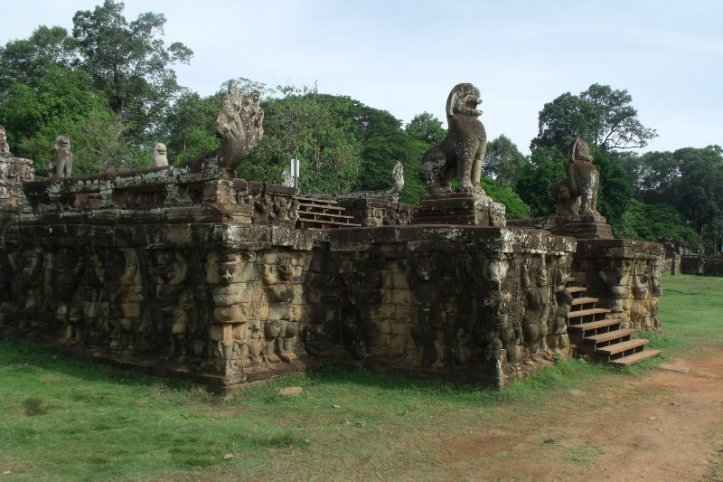 Further section of the walls of Angkor Thom
