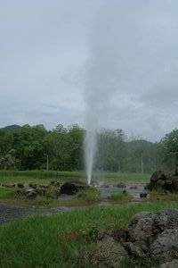 Sankhampeng hot springs 