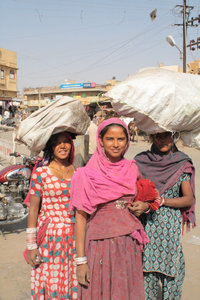 Mädels in Jaisalmer