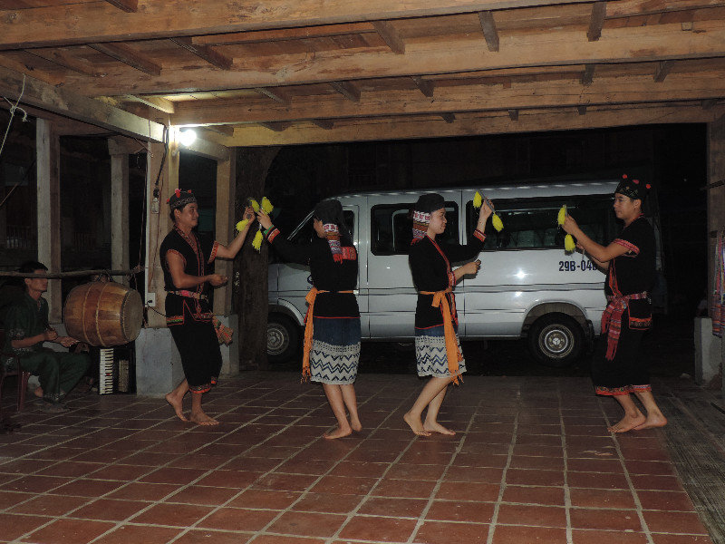 vietnamesische Tanzaufführung