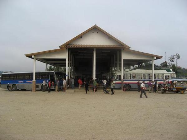 Bus station at Louang Phabang