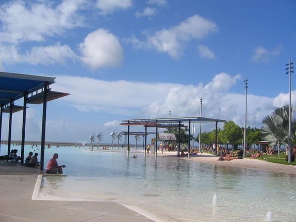 Cairns lagoon 