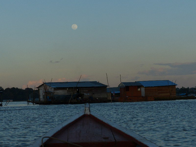 Moon rise as we leave Peru into Colombia