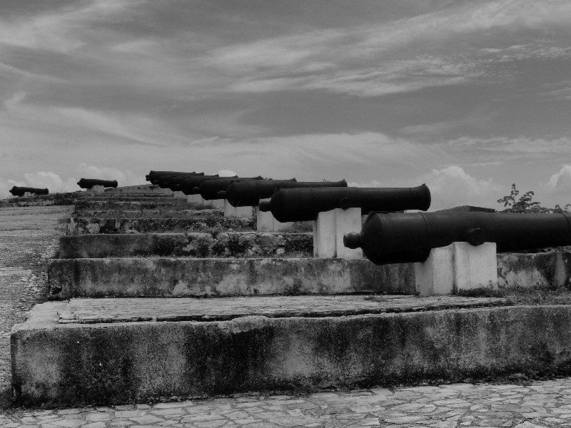 Cannons at Fortaleza de San Carlos de la Cabana