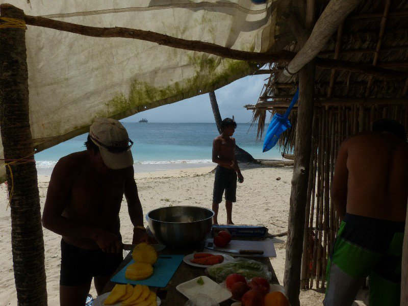 Loni getting lunch ready at Isla Achutupo