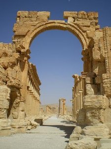 arc-of-triumph-ruins