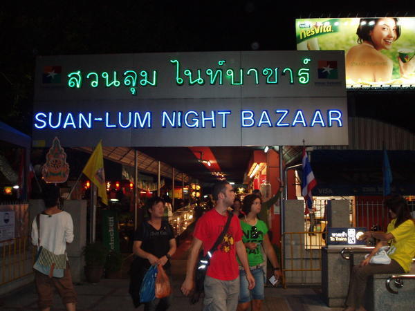 Suan-Lum Night Bazaar in Bangkok