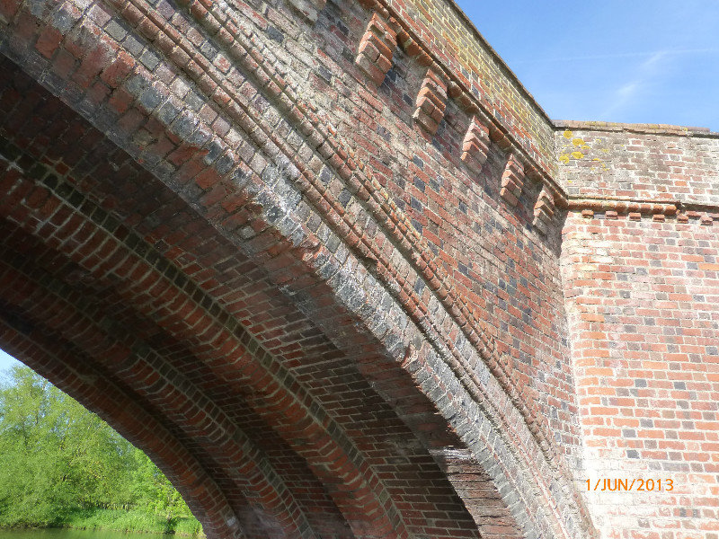 Detail of the bridge.
