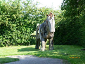 Horse sculpture by Nantwich Basin