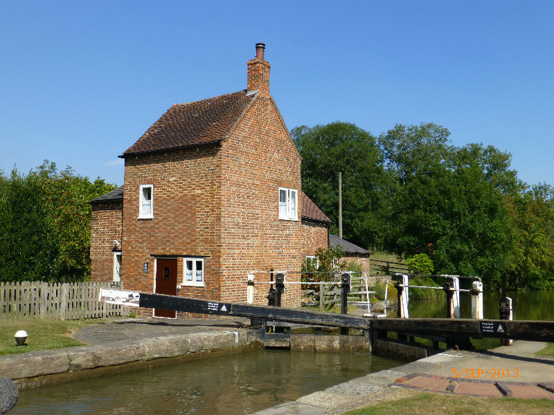 The Crooked House, Braunston