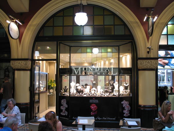 Mondial Neuman jewellers, QV Building, Sydney