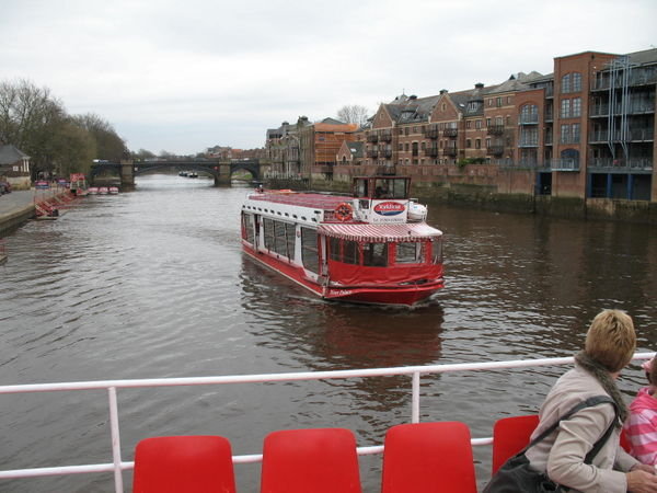 York river boat trip