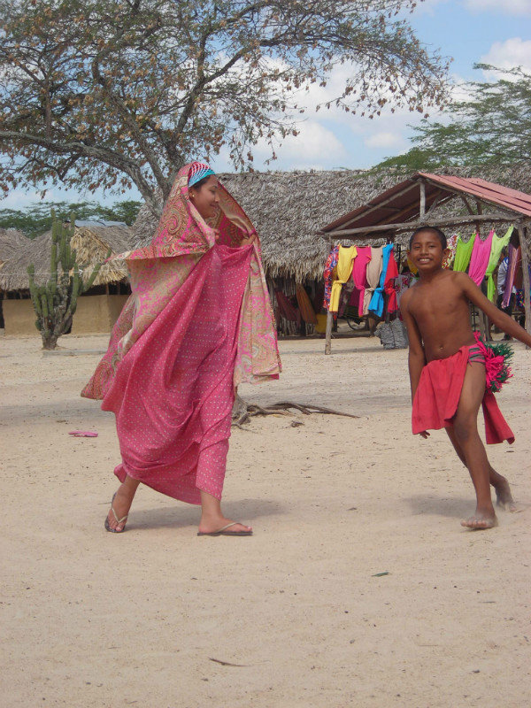 Wayuu dancing