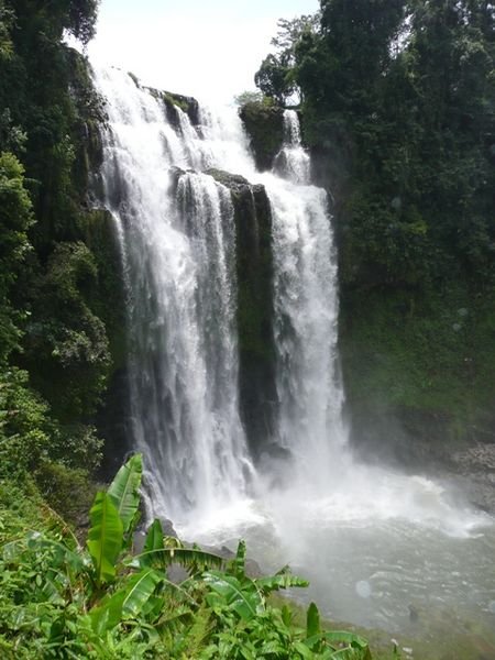 Beautiful waterfall (Tad Yeuang). Picture really doesn't do it justice.  We got soaked from the spray!!