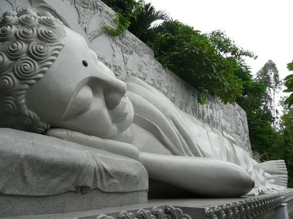 Reclining Buddha in Nha Trang
