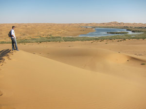 Tengger Desert, around the Moon Lake