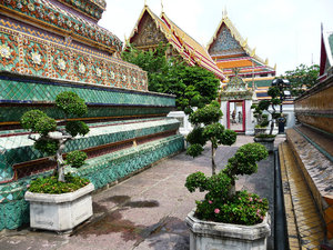 Quiet place inside Wat pho
