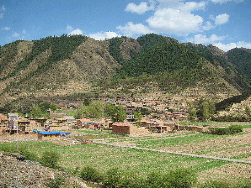 the valley before Xiahe