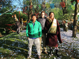 check out the traditional Tibetan clothes