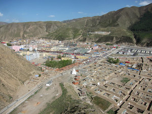 I walked up to the mountain 3 times during my stay in Xiahe