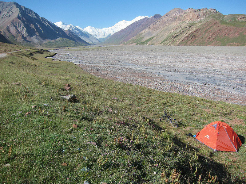 camping in no man's land between Kyrgyzstan and Tajikistan
