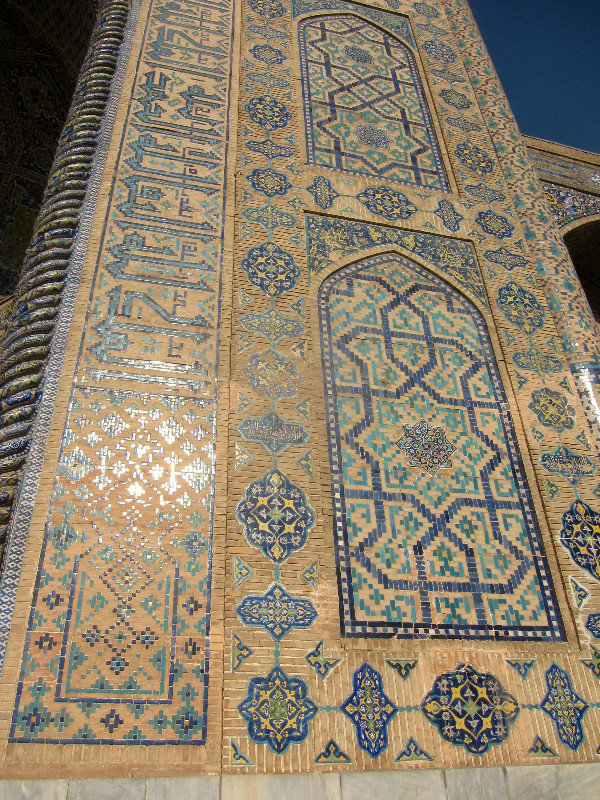 blue tiles at the Registan