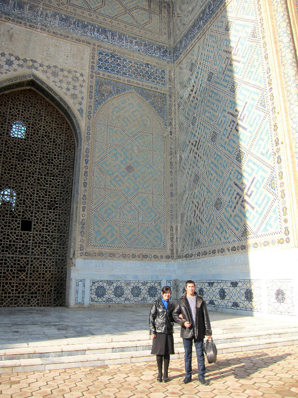Uzbek couple on holidays in Samarkand