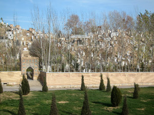 cemetery next to Shah-I-Zinda