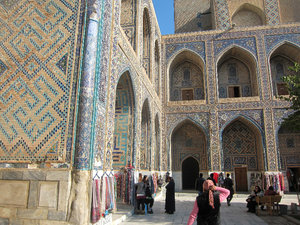 lots of little shops inside the Registan