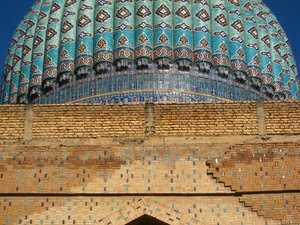 Dome above Bibi-Khanym Mosque