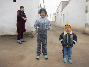kids in Khiva