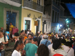 people on for a good night in Pelourinho!