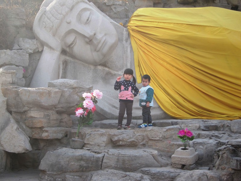 reclining Buddha at Qian Fo Shan, Jinan