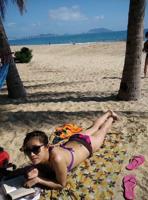 the only Chinese girl on the beach who wanted to get a tan!