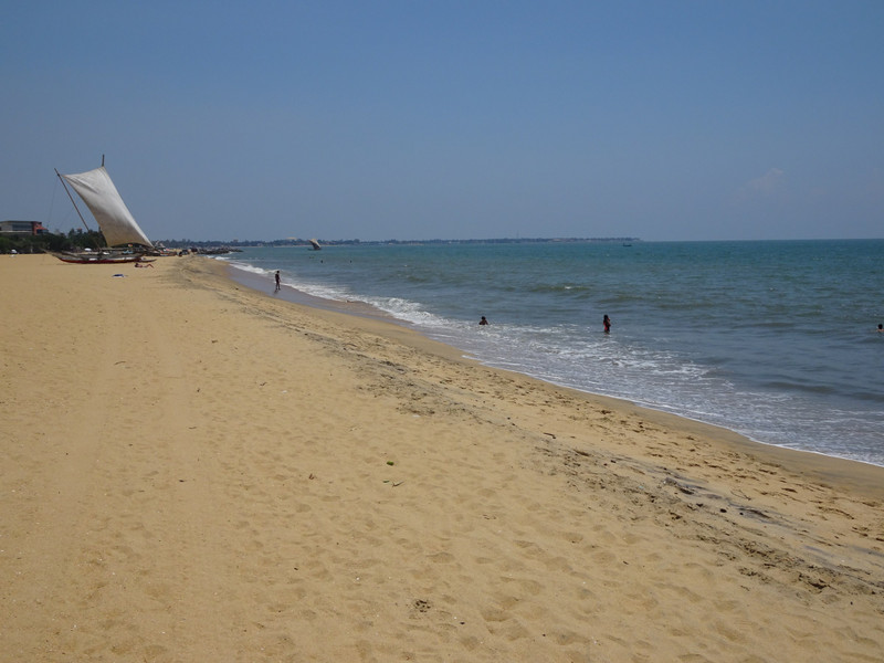 grande plage de Negombo