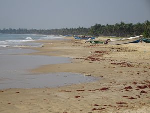 Kalkudah beach before the rain