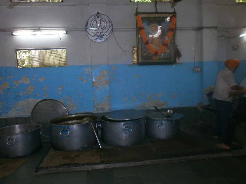Sikh Temple: Food Prep