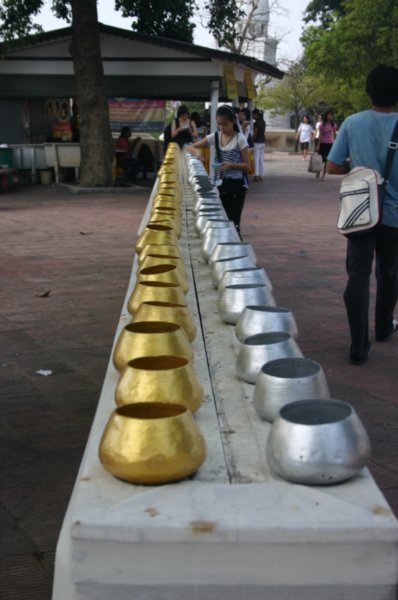 Nakhon Pathom - monks bowls