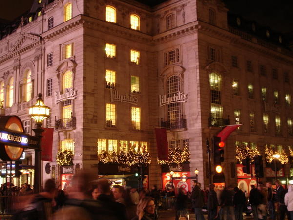 LillyWhites in Piccadilly Circus