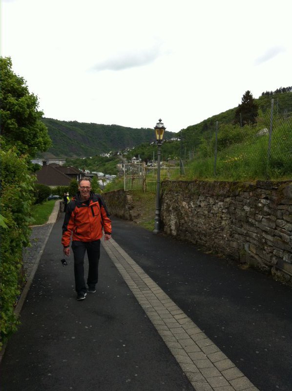 The walk up to the castle