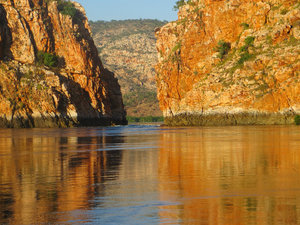 horizontal water falls those colours and reflections