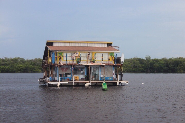 A bait shop on the Caloosahatchie River