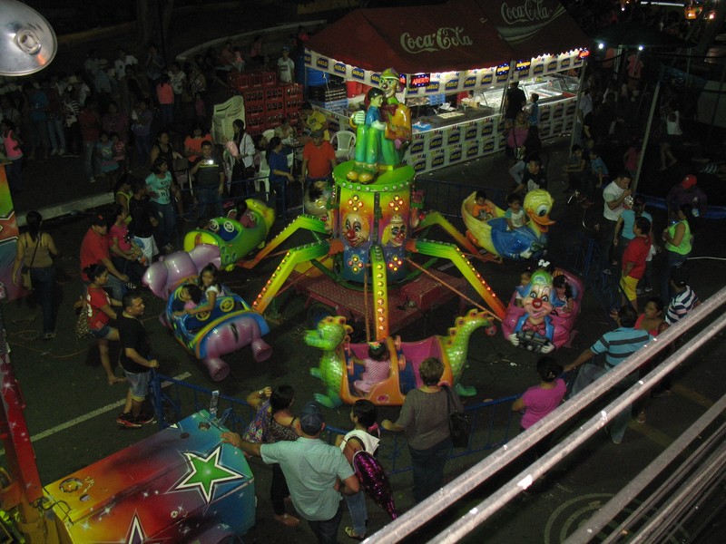 Kids enjoying the downtown fair